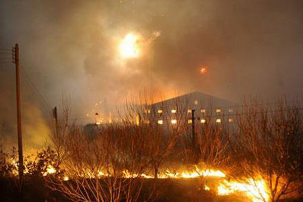 華盛消防炮塔：煙花雖然美麗，別讓這“美麗”引起痛苦！