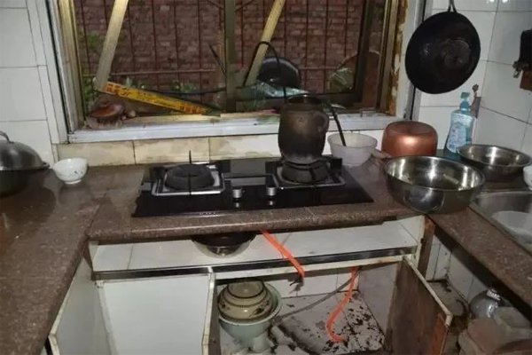 華盛消防炮塔提醒您：天然氣使用規(guī)章千萬條，安全條！